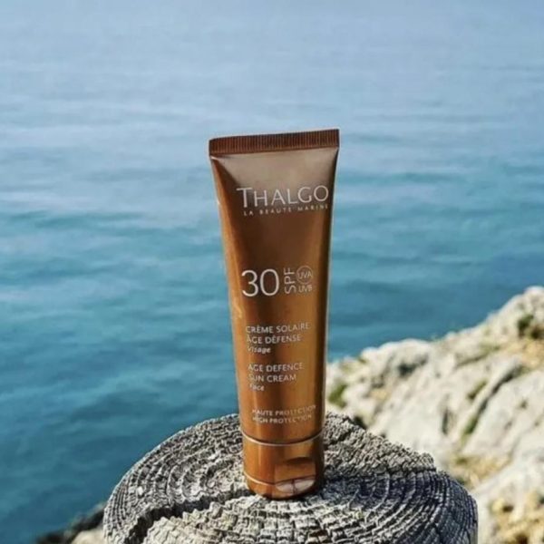 ضد آفتاب ایج دیفنس spf30 Spf 30 age defence sun cream